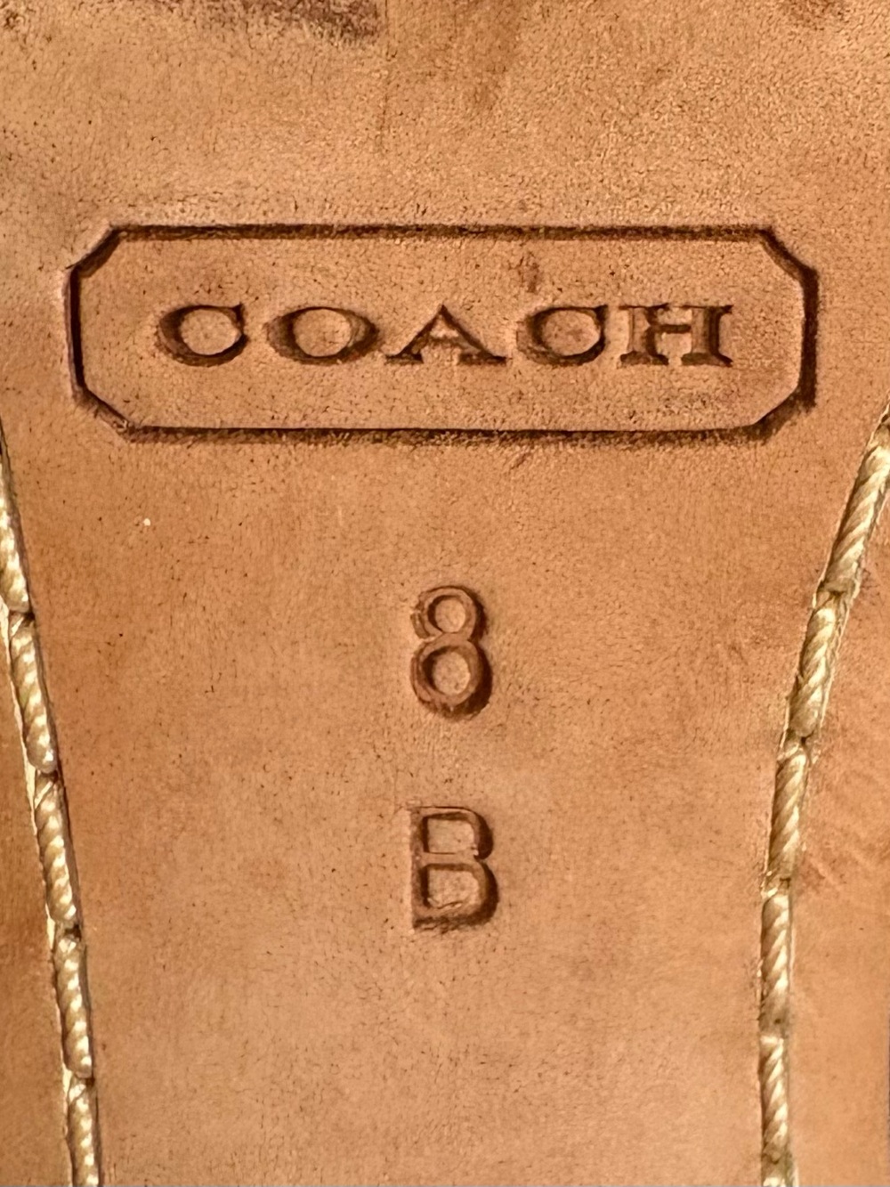 Coach Whitney Black Monogram Canvas & Leather Buckle Plaque Pumps Heels Sz 8. - Picture 3 of 11